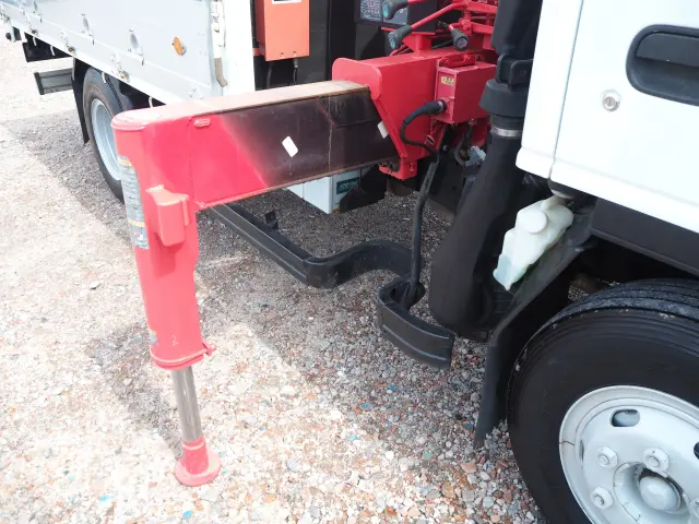 いすゞ エルフ PA-NPR81N(2WD)の写真9