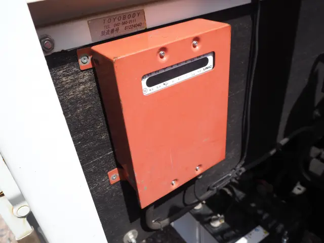 いすゞ エルフ PA-NPR81N(2WD)の写真22