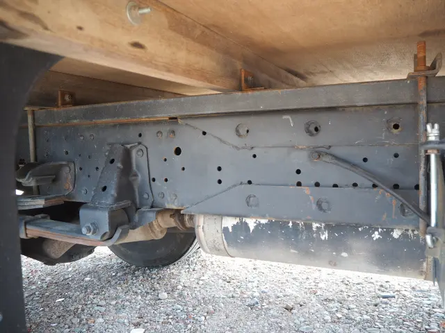 いすゞ エルフ PA-NPR81N(2WD)の写真24