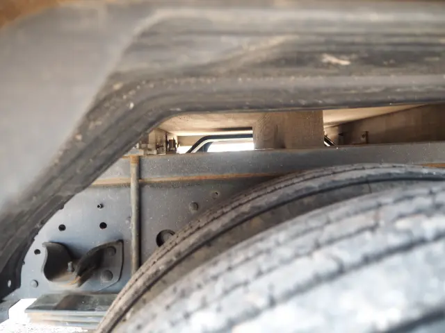 いすゞ エルフ PA-NPR81N(2WD)の写真33