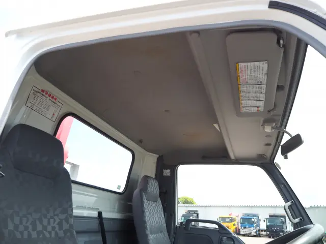 いすゞ エルフ PA-NPR81N(2WD)の写真44