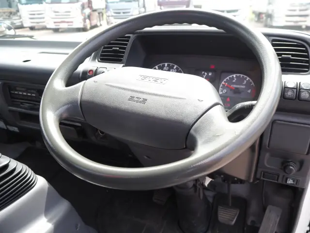 いすゞ エルフ PA-NPR81N(2WD)の写真45