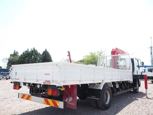 いすゞ フォワード 2RG-FRR90S2(2WD)の写真5