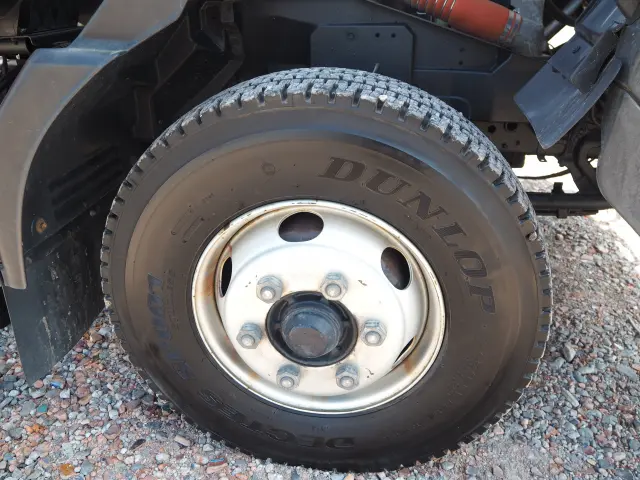 いすゞ フォワード 2RG-FRR90S2(2WD)の写真21