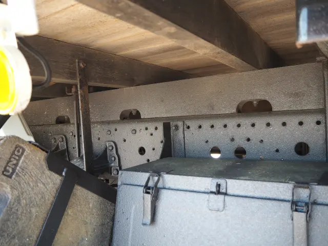 いすゞ フォワード 2RG-FRR90S2(2WD)の写真25