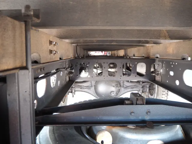 いすゞ フォワード 2RG-FRR90S2(2WD)の写真30