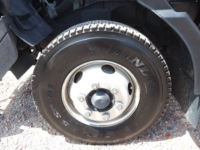 いすゞ フォワード 2RG-FRR90S2(2WD)の写真37