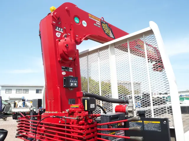 いすゞ フォワード 2RG-FRR90S2(2WD)の写真38