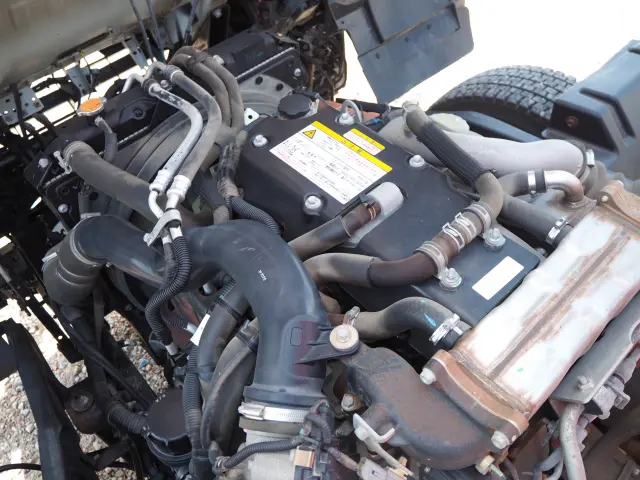 いすゞ フォワード 2RG-FRR90S2(2WD)の写真40