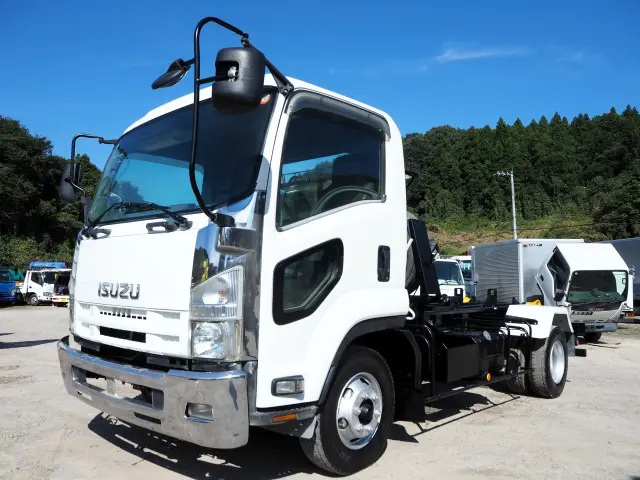 いすゞ フォワード PKG-FRR90S2(2WD)の写真1