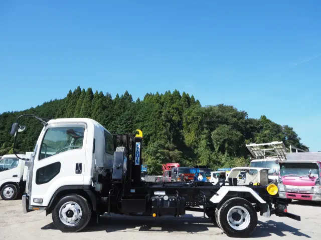 いすゞ フォワード PKG-FRR90S2(2WD)の写真2
