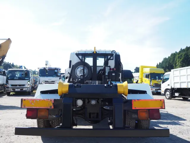 いすゞ フォワード PKG-FRR90S2(2WD)の写真4