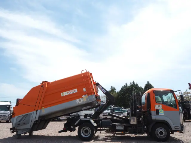 いすゞ フォワード PKG-FRR90S2(2WD)の写真6