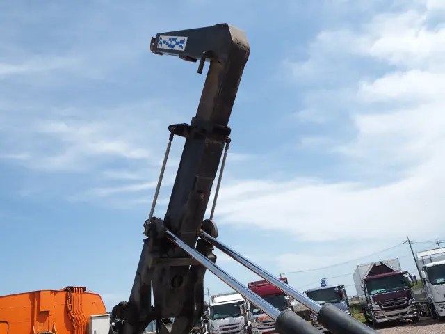 いすゞ フォワード PKG-FRR90S2(2WD)の写真11