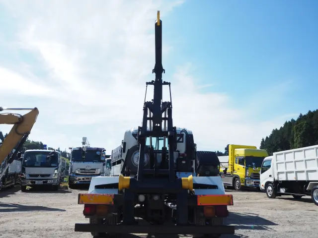 いすゞ フォワード PKG-FRR90S2(2WD)の写真16