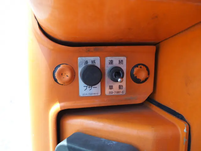 いすゞ フォワード PKG-FRR90S2(2WD)の写真38