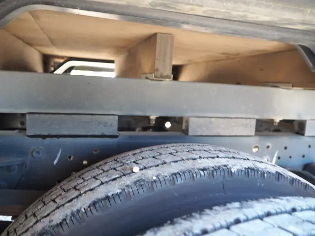 いすゞ エルフ 2RG-NKR88R(2WD)の写真21