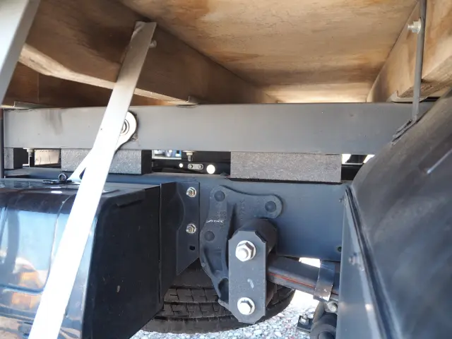 いすゞ エルフ 2RG-NKR88R(2WD)の写真22