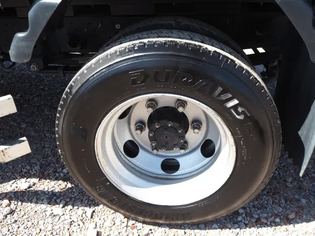 いすゞ エルフ 2RG-NKR88R(2WD)の写真27