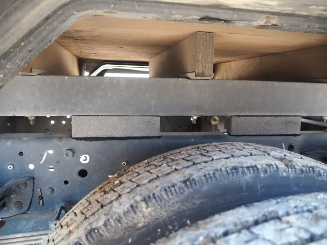 いすゞ エルフ 2RG-NKR88R(2WD)の写真28