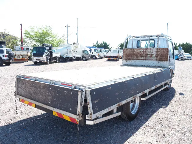 いすゞ エルフ 2RG-NKR88R(2WD)の写真37