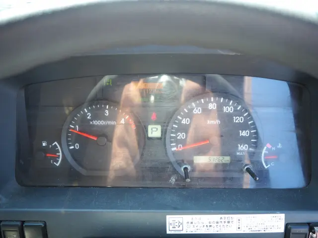 いすゞ エルフ 2RG-NKR88R(2WD)の写真50