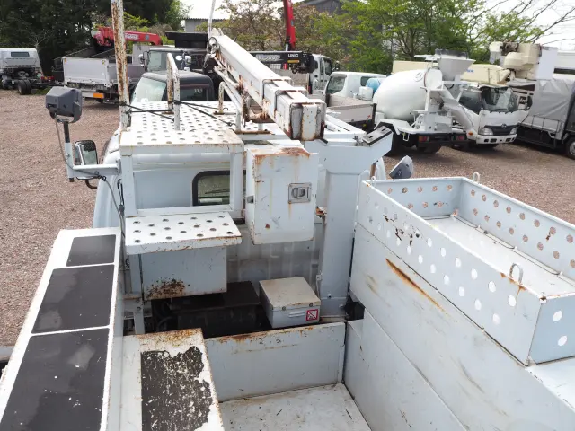 トヨタ ダイナ BDG-XZU354H(2WD)の写真9