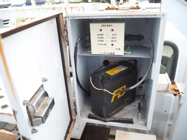 トヨタ ダイナ BDG-XZU354H(2WD)の写真11