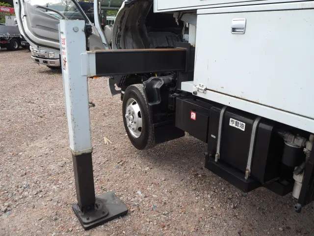 トヨタ ダイナ BDG-XZU354H(2WD)の写真37