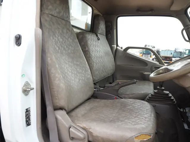 トヨタ ダイナ BDG-XZU354H(2WD)の写真47