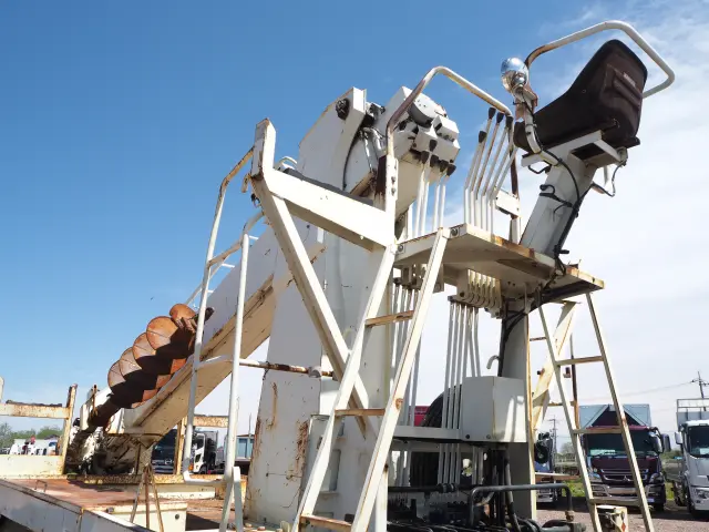 いすゞ フォワード TKG-FRR90S1(2WD)の写真18