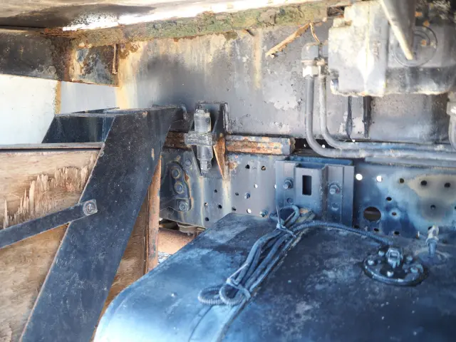 いすゞ フォワード TKG-FRR90S1(2WD)の写真20