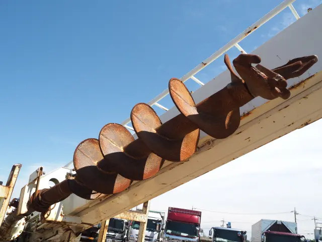 いすゞ フォワード TKG-FRR90S1(2WD)の写真22