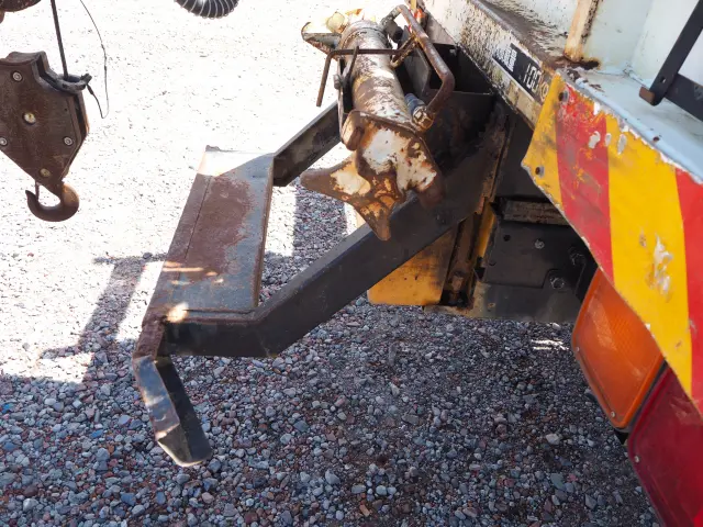 いすゞ フォワード TKG-FRR90S1(2WD)の写真30