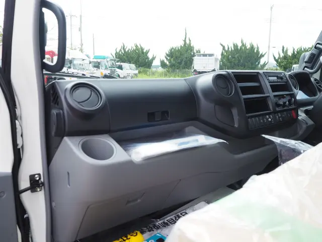 日野 デュトロ 2WG-XZU721M(2WD)の写真37