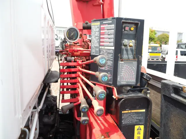 三菱 キャンター PA-FE83DGN(2WD)の写真15