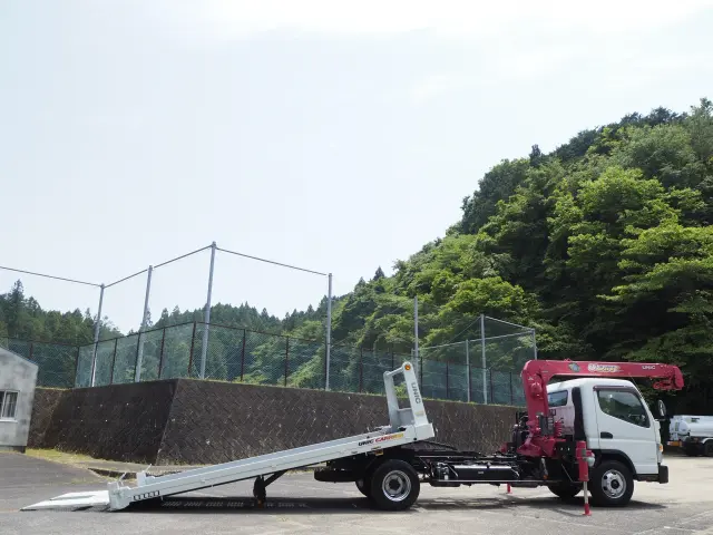 三菱 キャンター TKG-FEB90(2WD)の写真6