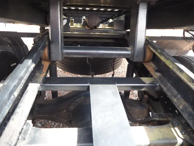 三菱 キャンター TKG-FEB90(2WD)の写真22