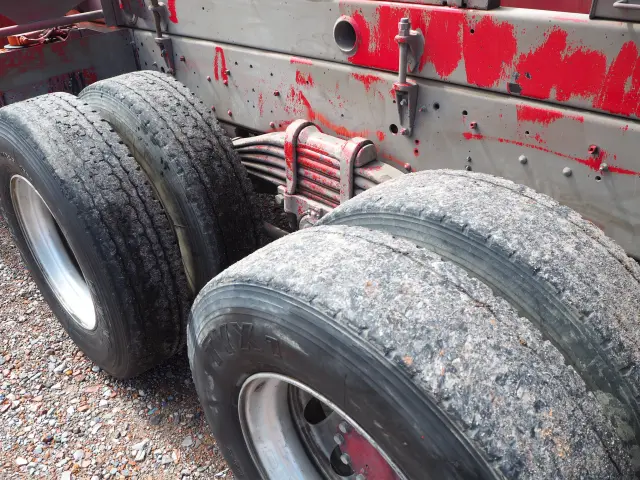 いすゞ ギガ QPG-CXZ77BT(6x4)の写真29