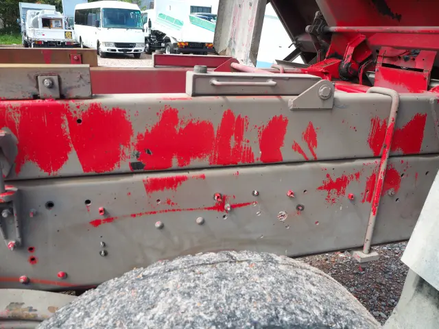 いすゞ ギガ QPG-CXZ77BT(6x4)の写真32