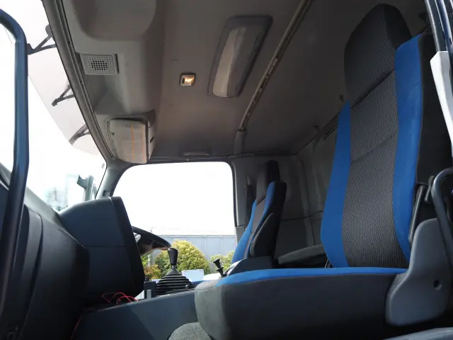 いすゞ ギガ QPG-CXZ77BT(6x4)の写真42