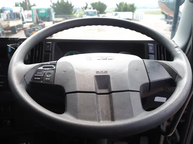 いすゞ ギガ QPG-CXZ77BT(6x4)の写真50