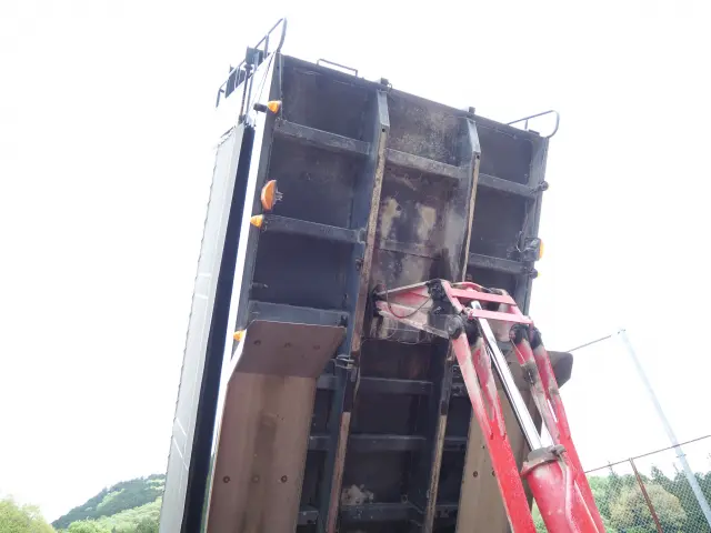 ＵＤ クオン LDG-CW5XL(6x4)の写真12