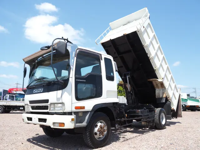 いすゞ フォワード PB-FRS35G3J(4WD)の写真1