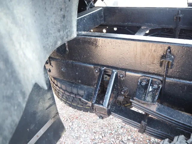 いすゞ フォワード PB-FRS35G3J(4WD)の写真21