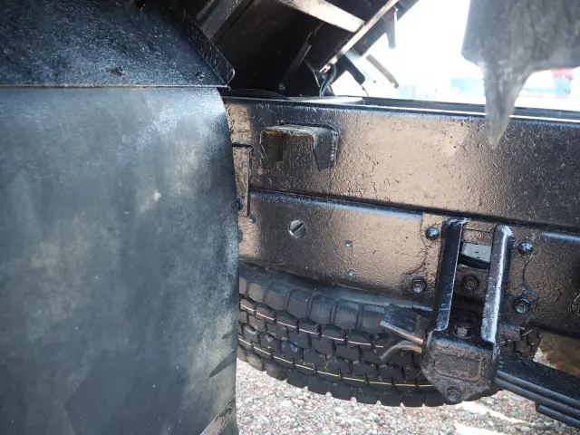 いすゞ フォワード PB-FRS35G3J(4WD)の写真24