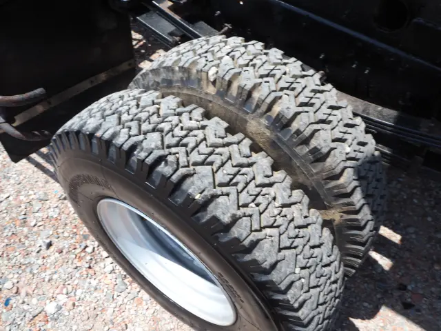 いすゞ フォワード PB-FRS35G3J(4WD)の写真32