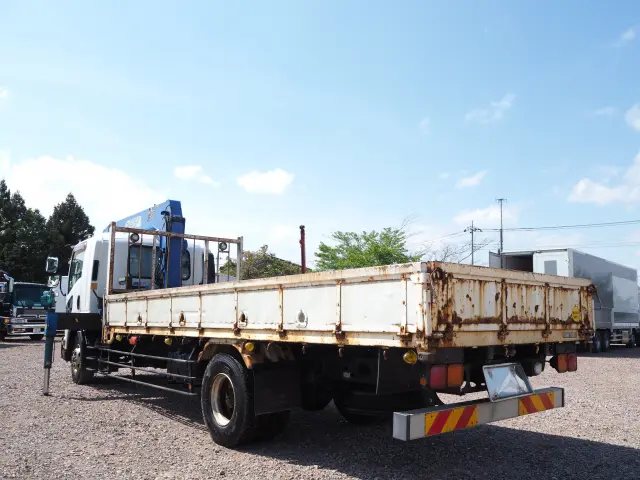 いすゞ フォワード SKG-FSR90S2(2WD)の写真3
