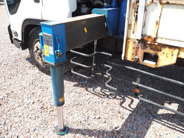 いすゞ フォワード SKG-FSR90S2(2WD)の写真13