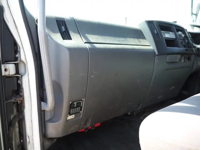 いすゞ フォワード SKG-FSR90S2(2WD)の写真37